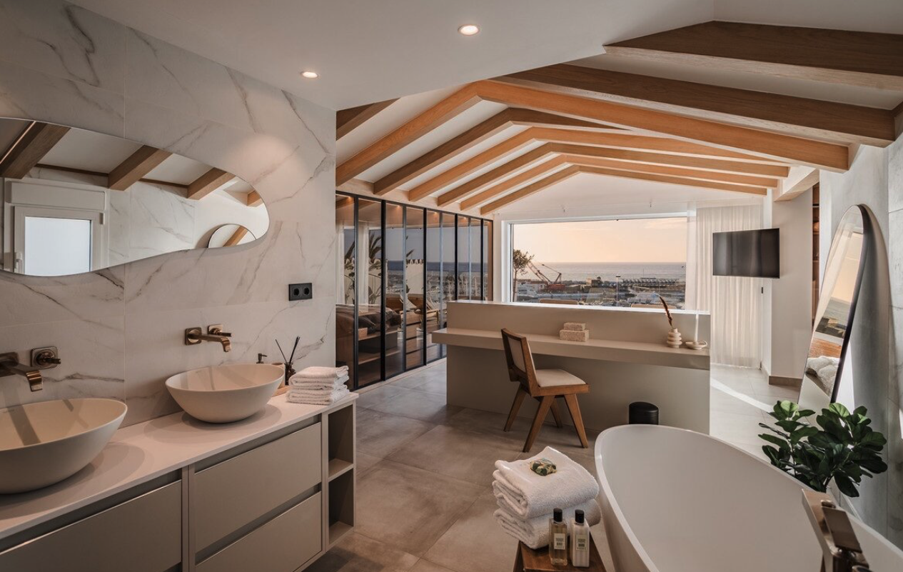 Frontline Strand Penthouse Panorama Real Estates